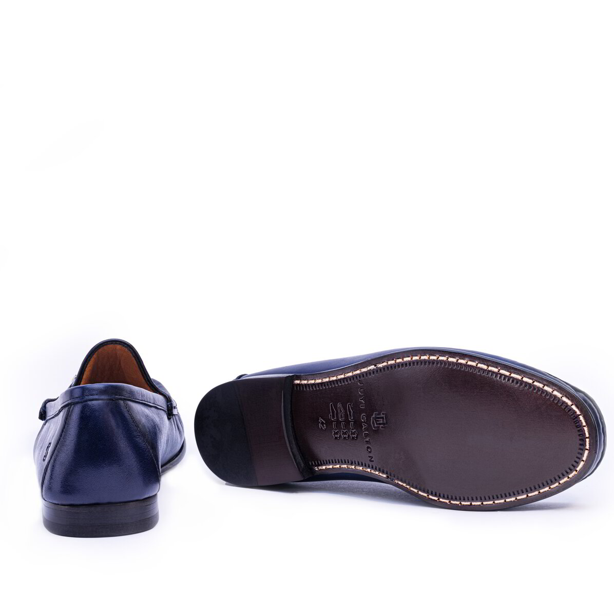 Cuero || Blue